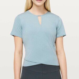 Lululemon Round Trip Short Sleeve in Blue Cast size 2